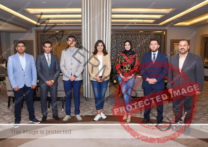 وزيرة الهجرة تلتقي عددًا من الشباب المصريين بالخارج المشاركين في النسخة الرابعة من منتدى شباب العالم