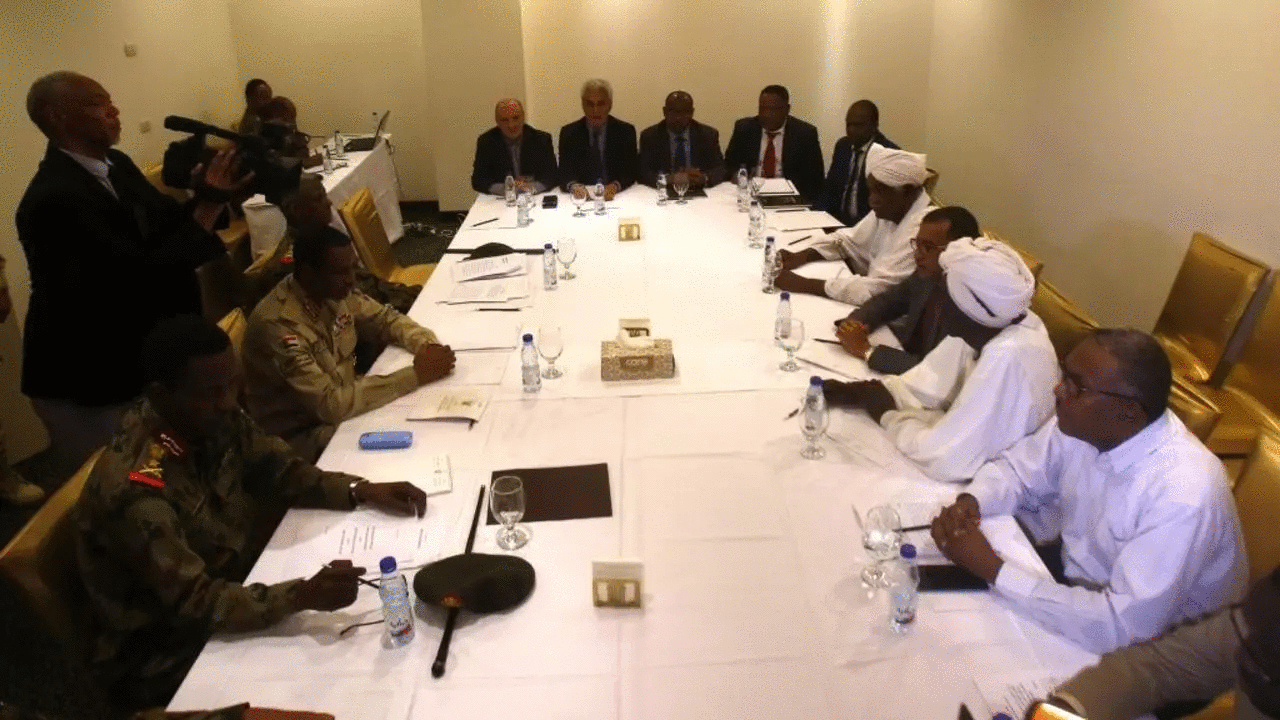 مجلس السيادة السوداني : ليس لدينا أطماع في السلطة أو الحكم