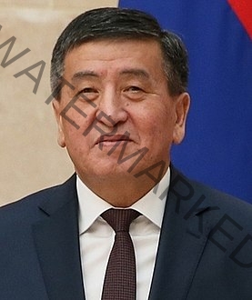 الرئيس القرغيزى سورونباى جينبيكوف يعلن اليوم استقالته 