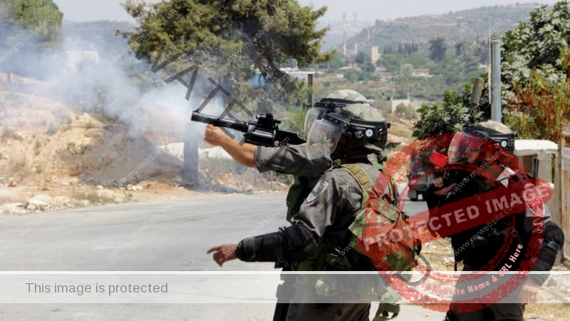 "الاحتلال الإسرائيلي" يصيب عشرات الفلسطنيين في احياء ذكري عرفات