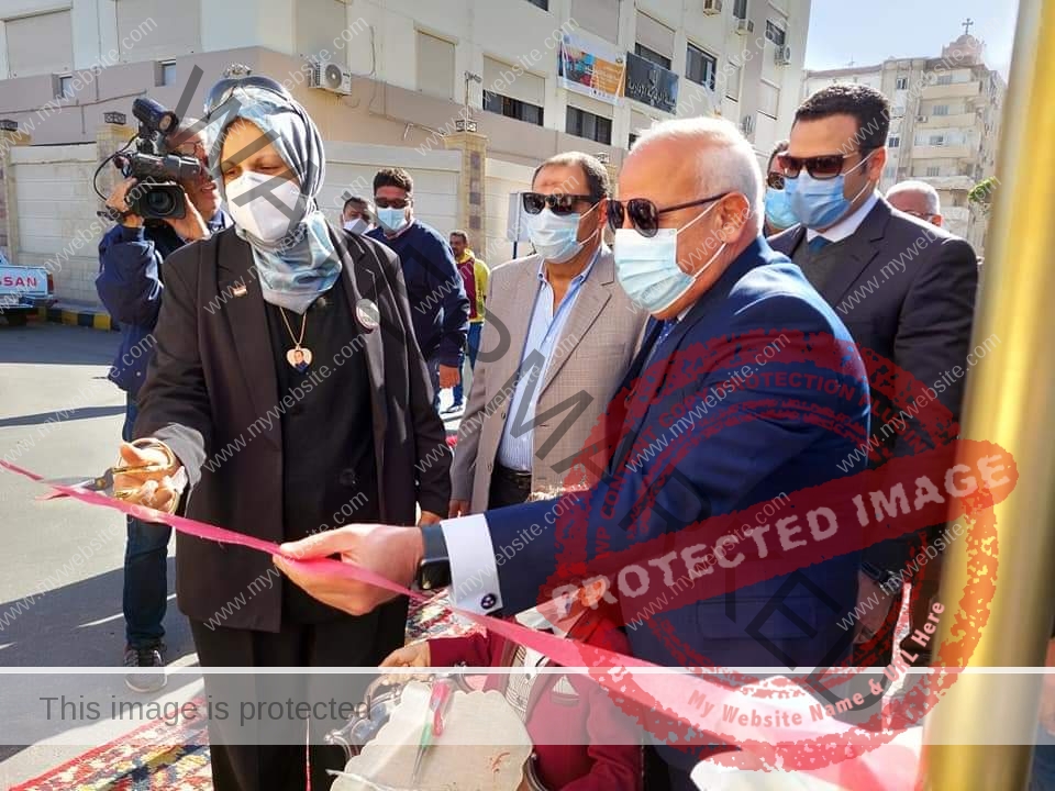 محافظ بورسعيد يفتتح ميدان الشهيد الملازم اول مصطفي يحيي جاويش