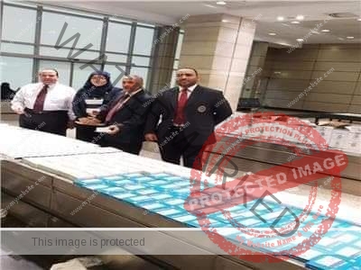 الجمارك تحبط محاولة تهريب كميات من الأدوية البشربة بمطار القاهرة