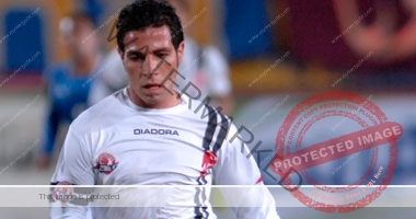 رحيل محمد الفكهاني لاعب بتروجيت داخل الملعب