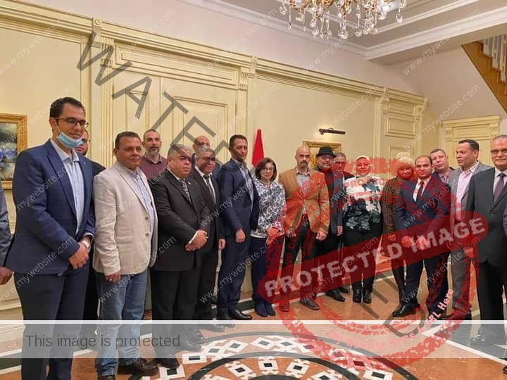 سفيرة مصر في طشقند تلتقي بعض أعضاء الجالية المصرية في أوزباكستان