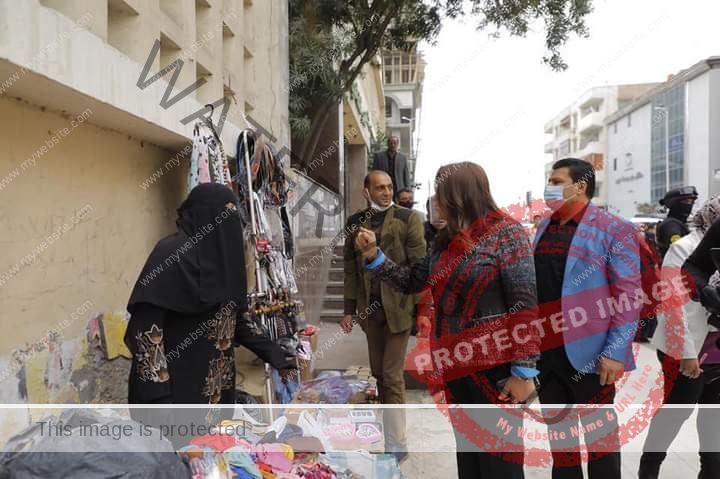 عوض: تقود حملة لرفع الإشغالات بمنطقة عمر افندى ومحيط قصر الثقافة