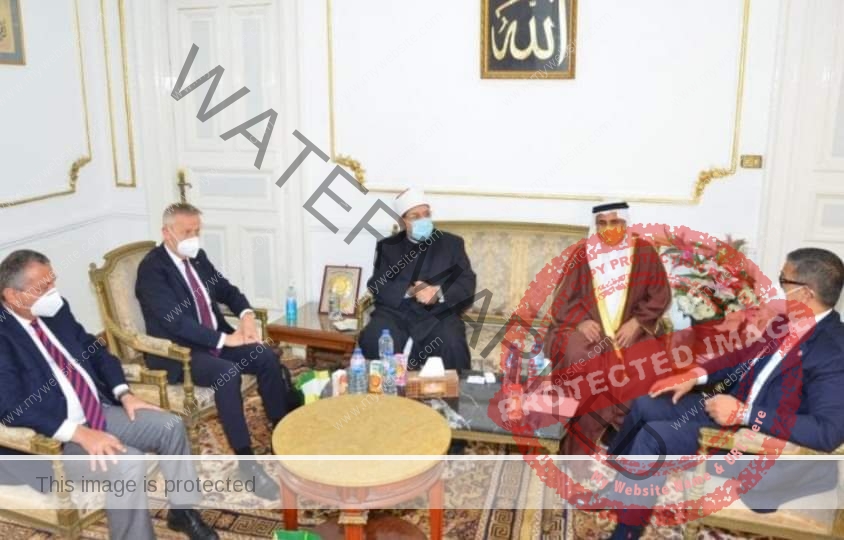 وزير الأوقاف يستقبل رئيس البرلمان العربي ووفدًا من البرلمان الدولي