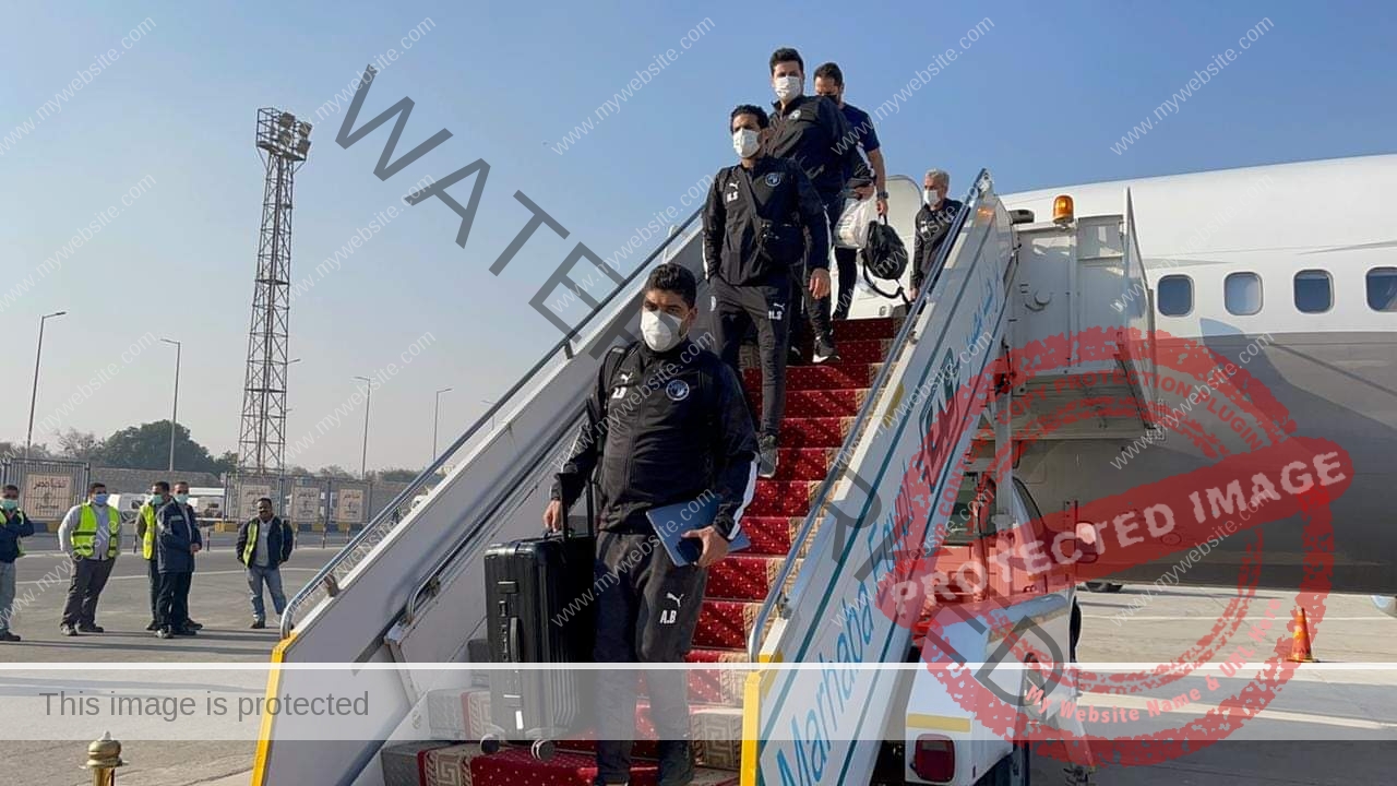 وصول بعثة نادي بيراميدز الي مطار القاهرة عائدة من كوت ديفوار