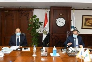 الملا يتراس اجتماع الجمعية العامة للشركة المصرية القابضة للغاز