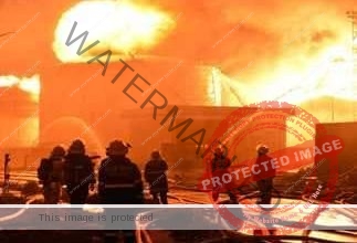 حريق مروع في مخزن بعقار في كفر طهرمس