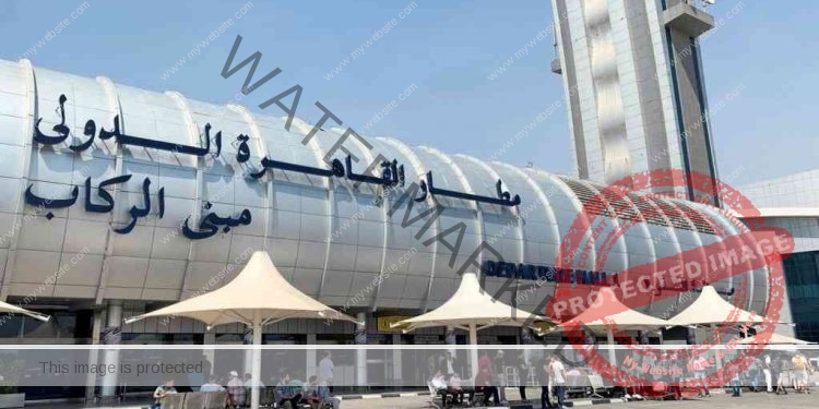 أمن الجمارك : إحباط محاولة تهريب 73 هاتفا محمولا بـ مطار القاهرة