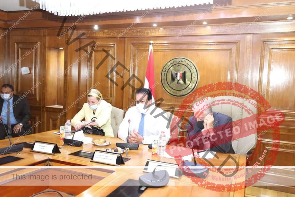 عبد الغفار وفؤاد يعقدان إجتماع لمناقشة الهوية البصرية بـ شرم الشيخ