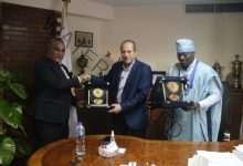 نائب رئيس الزمالك يستقبل رئيس الاتحاد الكاميروني للملاحة الرياضية