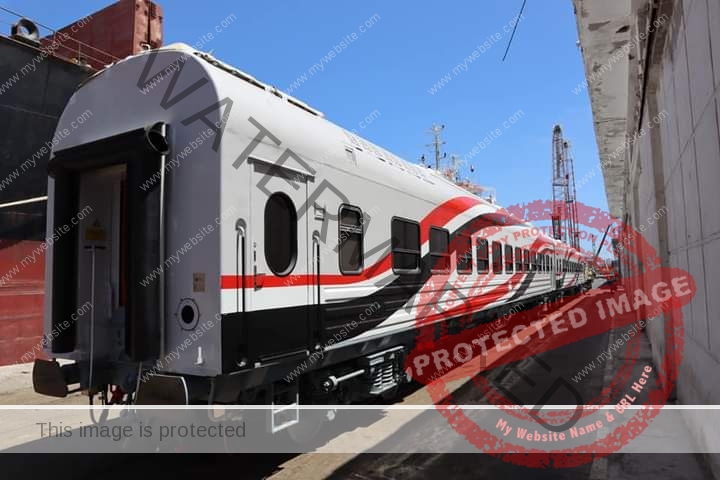 الوزير: وصول 28 عربة سكة حديد جديدة للركاب إلى ميناء الإسكندرية