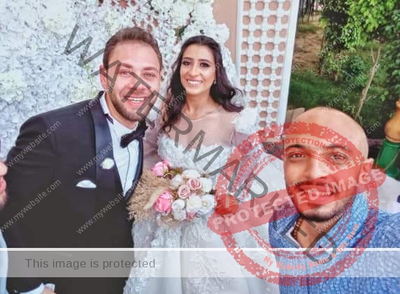 محمد علي رزق يحتفل بزواجه.... صور