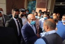 وزير النقل في زيارة مفاجئة لمحطة مصر للسكك الحديدية 