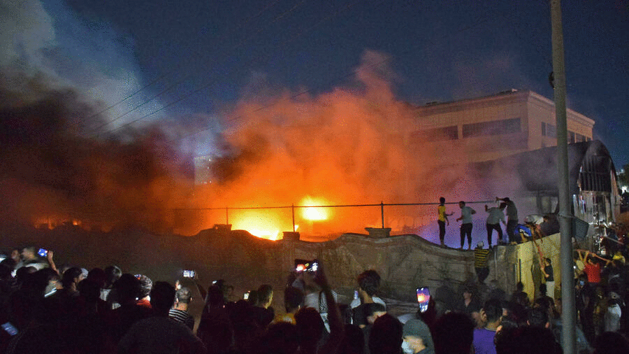 انفجار اسطوانة أوكسجين جراء حريق فى مستشفى ببغداد