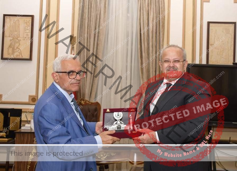 الخشت يستقبل رضوان السيد الفائز بجائزة النيل للمبدعين العرب بعد ترشيحه من جامعة القاهرة