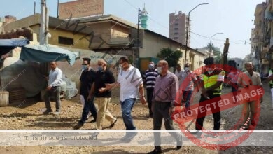 جولة مفاجئة لمحافظ الشرقية بمدينة بلبيس لمتابعة أعمال الرصف والتطوير الجارية بشوارع المدينة
