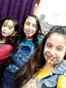 الثلاثي المرح ..أخوات يبدعن في الغناء والتمثيل عبر السوشيال ميديا 