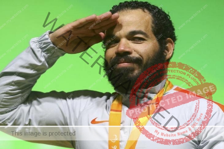 شريف عثمان يحرز أول ميدالية لمصر بعد التتويج بفضية الأثقال فى الألعاب البارالمبية