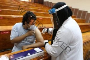 بدء تنفيذ خطة تطعيم الطلاب بجامعة المنصورة