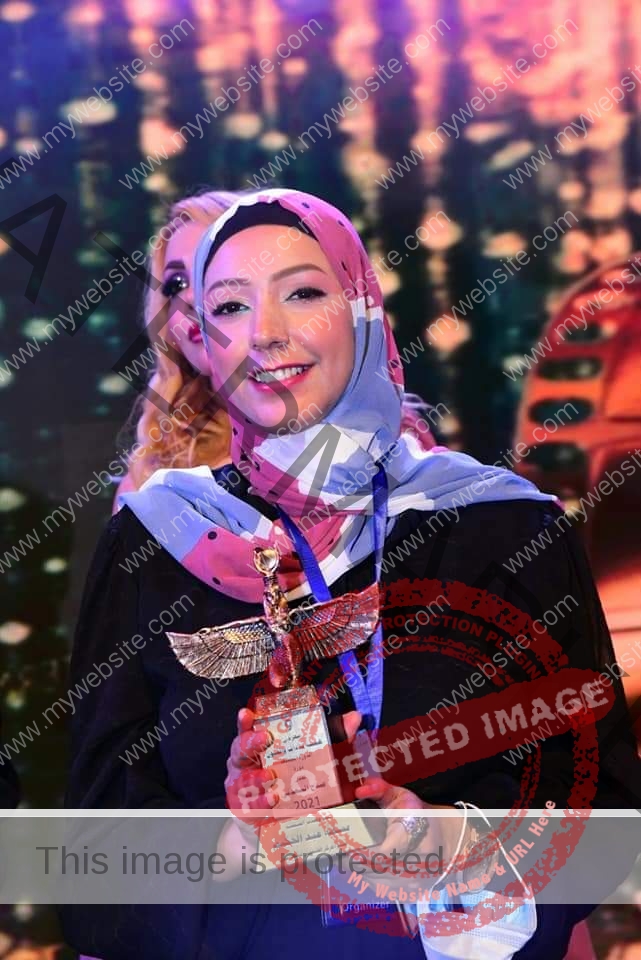 تكريم الإعلامية "بسمة عبد الحكيم" فـ مهرجان همسة للفنون والأدب بدورته التاسعة بالقاهرة
