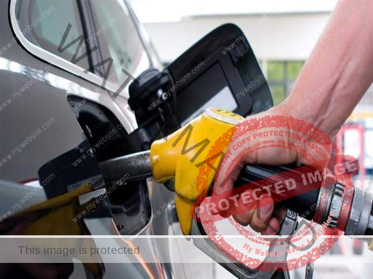 أعلنت وزارة البترول والثروة المعدنية، اليوم الجمعة، زيادة أسعار البنزين .