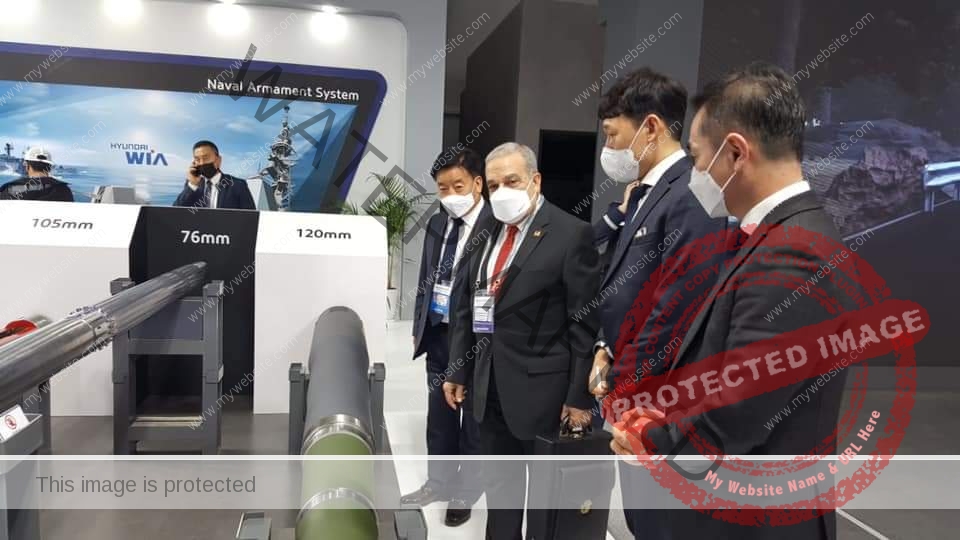 "مرسي" يشارك في فعاليات افتتاح معرض "ADEX 2021" ويلتقي وزير الدفاع الكوري الجنوبي