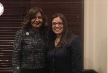 وزيرة الهجرة تهنئ أول قاضية مصرية بالولايات المتحدة لفوزها بجائزة "ماكلين"