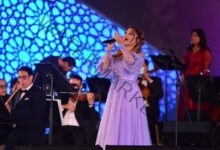 سميرة سعيد بإطلالة بنفسجية تحي ثاني ليالي مهرجان الموسيقى العربية في دورته الـ 30