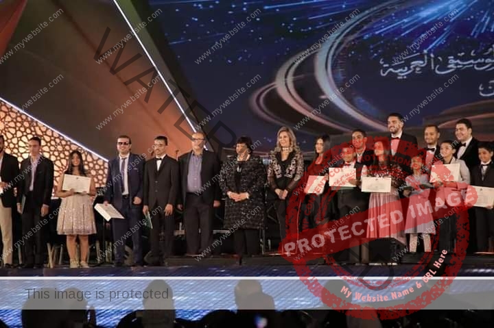 عبدالدايم تسلم جوائز مهرجان الموسيقى العربية 30