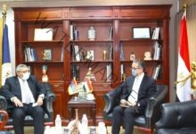 وزير السياحة يستقبل سفير دولة أرمينيا بالقاهرة لمناقشة تعزيز سبل التعاون بين البلدين