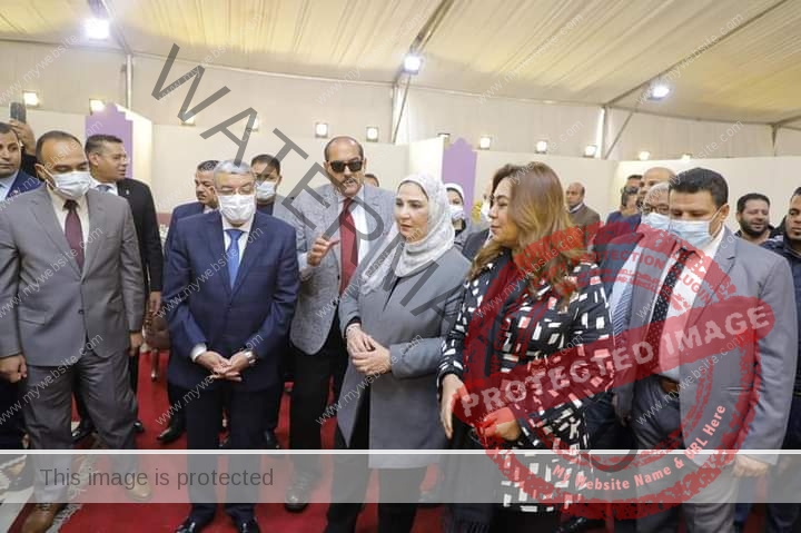 عوض والمنيا ووزيرة التضامن الاجتماعي يفتتحون معرض "ديارنا للأثاث والحرف اليدوية لمستلزمات المنزل"