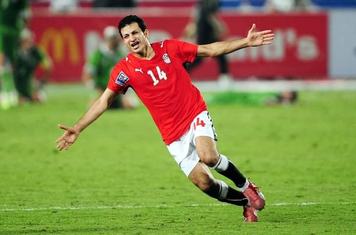 معوض يكشف عن كواليس المبلغ الكبير لانضمامه إلى الأهلي