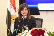 وزيرة الهجرة تعزي أهالي 6 مصريين توفوا بحادث في الإمارات تتواصل مع القنصلية في دبي لعودة الـ 6 جثامين
