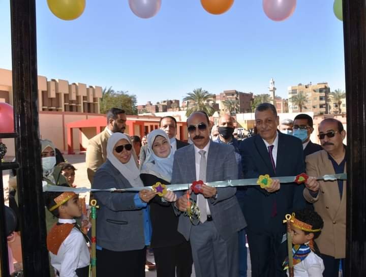عطية يفتتح المشروعات بمناسبة العيد القومى للمحافظة