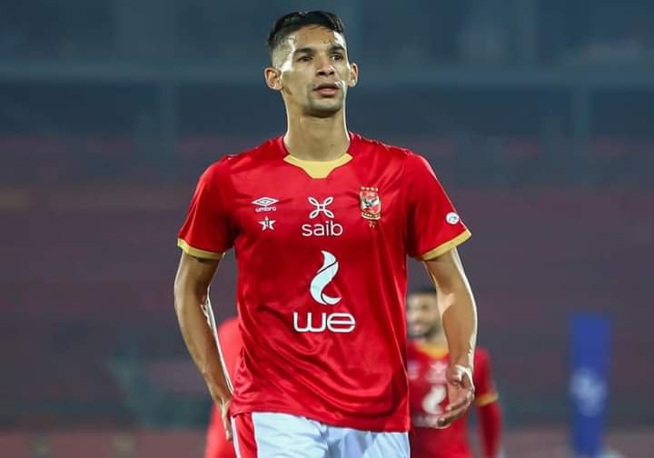 بدر بانون يعود إلى القاهرة عقب انتهاء مشوار منتخب بلاده في بطولة كأس الأمم الافريقية الكاميرون 2021