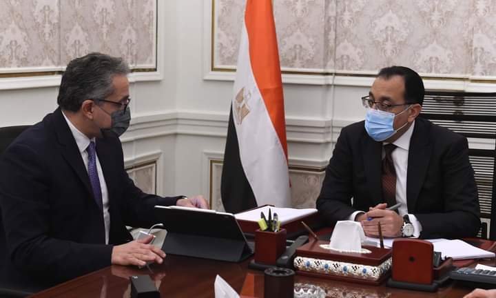 مدبولي يتابع مع وزير السياحة والآثار ملفات عمل الوزارة
