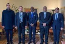 خليل ومسئولو وزارة الخارجية يستقبلون مستشار رئيس جمهورية الكونغو الديمقراطية للشئون الدبلوماسية