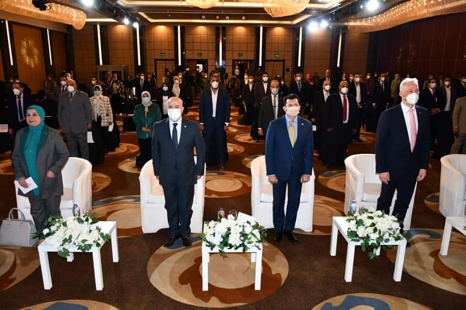 وزير الشباب والرياضة يشهد احتفالية تخريج الدفعة الأولى من البرنامج التدريبي لريادة الأعمال