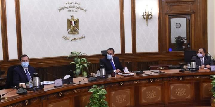 مدبولي يتابع الموقف التنفيذي لمنظومة التأمين الصحي الشامل