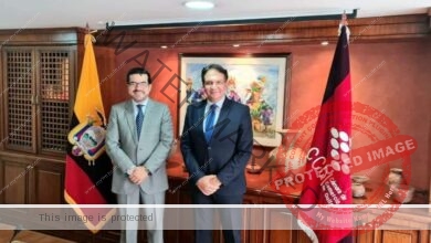 السفير المصري في الإكوادور يلتقي رئيس غرفة تجارة كيتو لبحث سبل تعزيز التعاون الثنائي بين البلدين