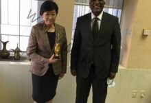 لقاء السفير المصري باليابان مع السيدة محافظ طوكيو