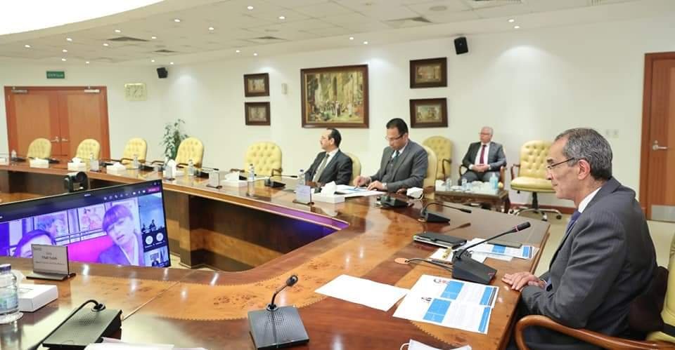 وزير الاتصالات يبحث مع الممثل المقيم للأمم المتحدة التعاون فى تنفيذ مشروعات بمبادرة "حياة كريمة"