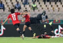 المنتخب المصري يحقق انتصارا "دراماتيكيا" على نظيره المغربي