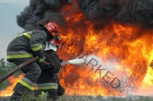 فقدان 3 من رجال الإطفاء في حريق بمستودع تبريد بـ كوريا الجنوبية