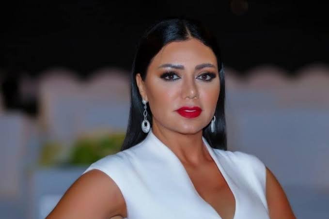 رانيا يوسف: كل من أراد التريند والشهرة يضع اسمي في أعماله