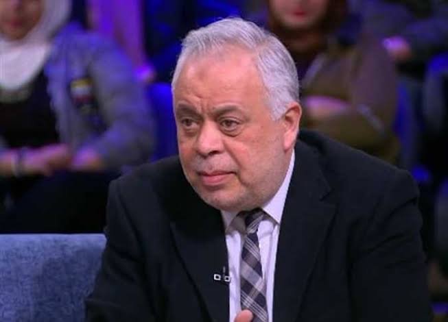 أشرف زكي يعلق على فيلم «أصحاب ولا أعز»: العمل جيد على المستوى الفني