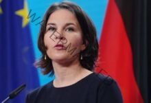 وزيرة الخارجية الألمانية تدافع عن سياسة حكومتها في الصراع الأوكراني