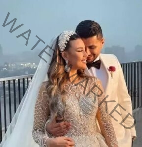 "فرح شعبان " ملكة جمال مصر السابقة ترد على انتقادات فستان زفافها